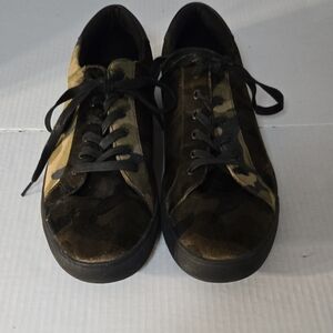 Kenneth Cole Reaction Camouflage Sneakers - Black and Green